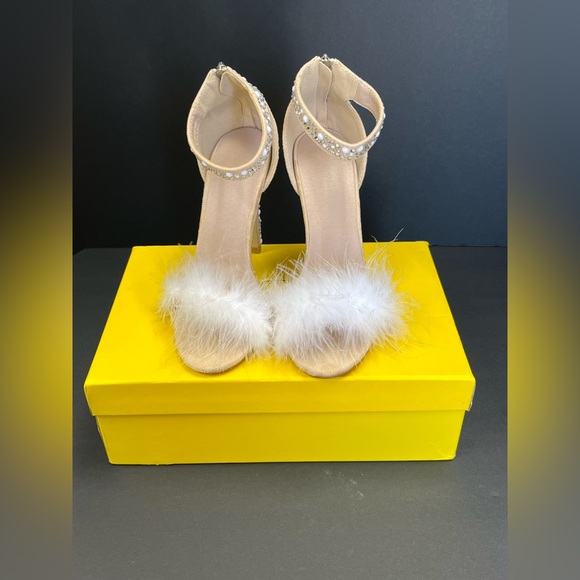 Azmodo Women’s Wedding/Party Stilettos - Picture 8 of 10